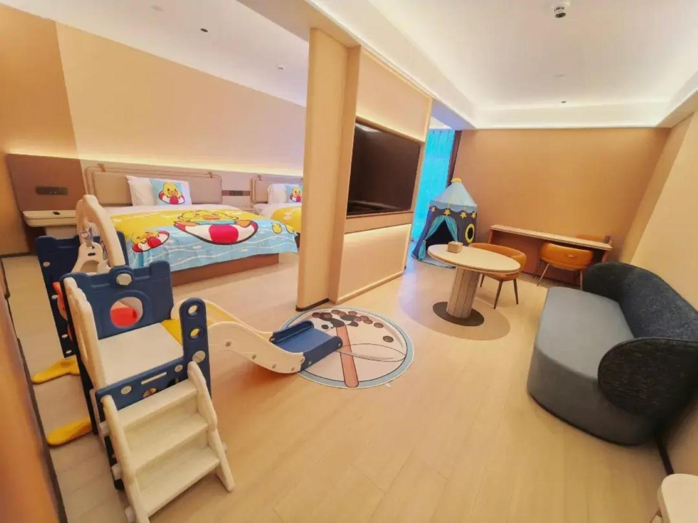 Mehood Lestie International Hotel Zhuhai Lovers Road Branch - Free Breakfast & Free Afternoon Tea & Free Midnight Snack Eksteriør bilde