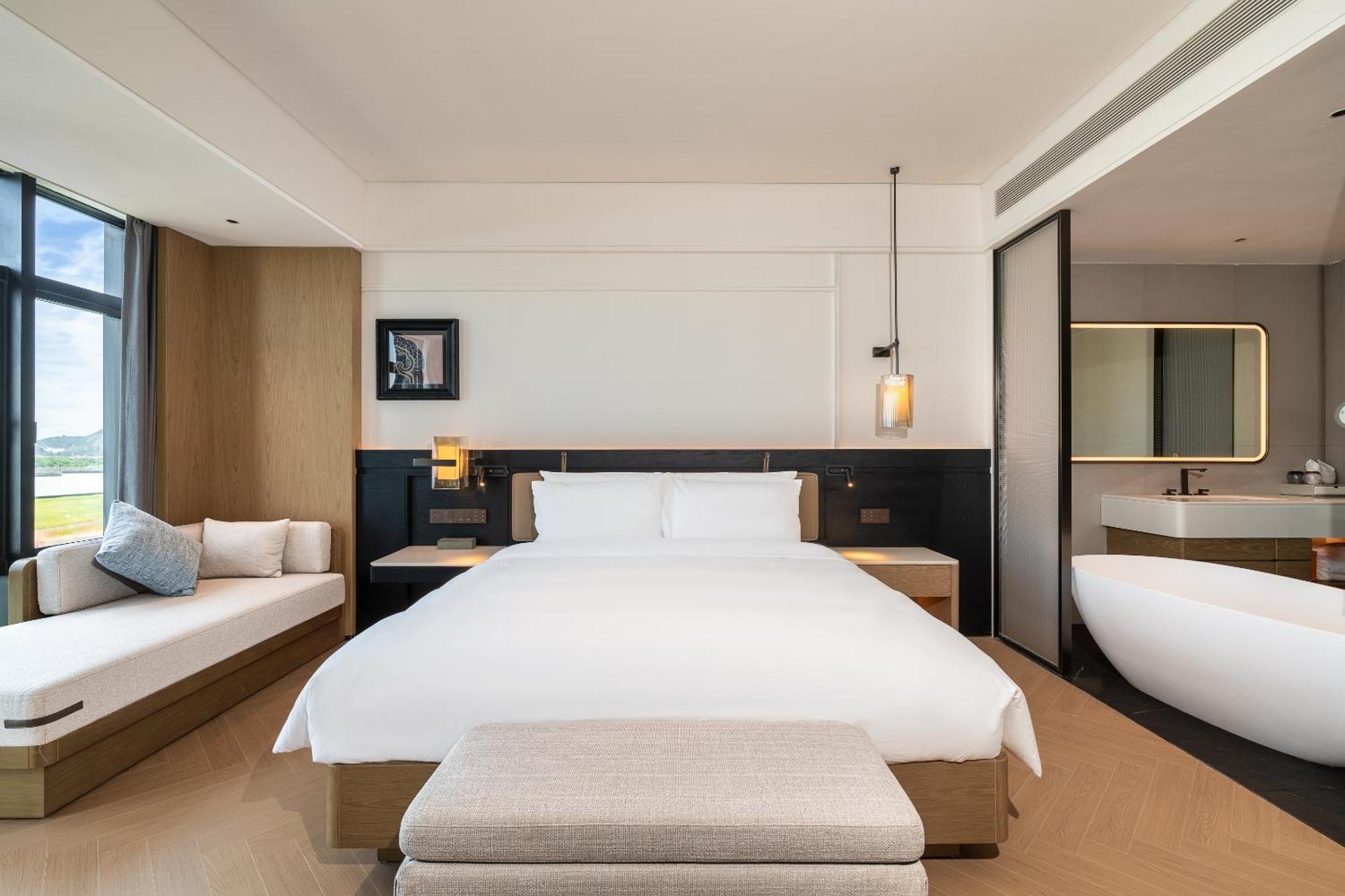 Mehood Lestie International Hotel Zhuhai Lovers Road Branch - Free Breakfast & Free Afternoon Tea & Free Midnight Snack Eksteriør bilde